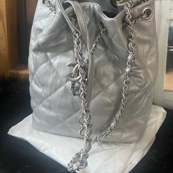 CHANEL CC chain drawstring bucket bag Small - Picture 3 of 3